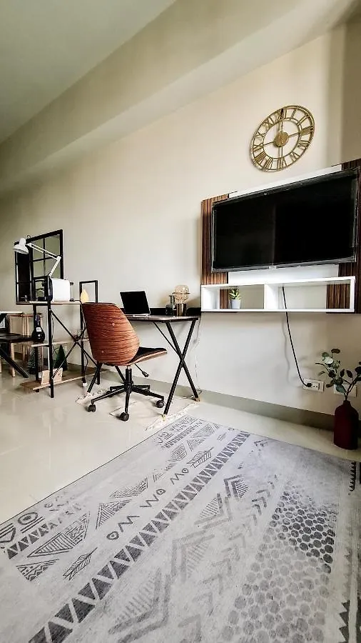 Luxe Bonifacio Global City Taguig Uptown Condo Hotel 1 Bedroom Suite Manila 0*,