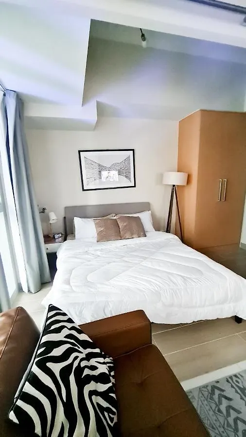 Luxe Bonifacio Global City Taguig Uptown Condo Hotel 1 Bedroom Suite Manila 0*,  Philippines